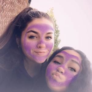 Meet your Posher, Camille